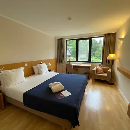 Chateau Du Haut-neubois - 7km From Gp Track Hotel 3*