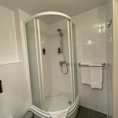 Hotel Chateau Du Haut-neubois - 7km From Gp Track Spa